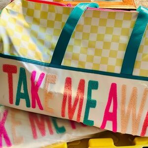 Plunder travel duffel bag.